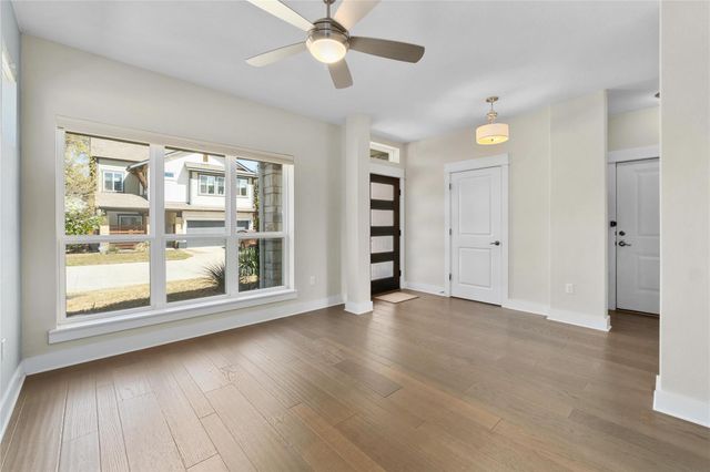 7207 Albert RD, Austin, TX 78745