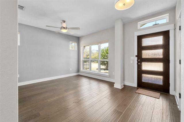 7207 Albert RD, Austin, TX 78745