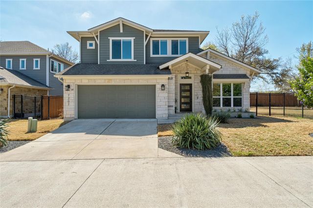 7207 Albert RD, Austin, TX 78745