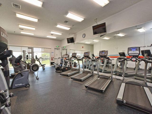 5636 FREEPORT DRIVE, Tavares, FL 32778