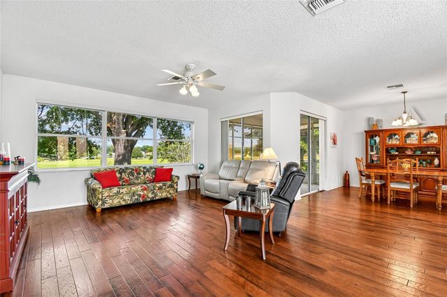 5636 FREEPORT DRIVE, Tavares, FL 32778