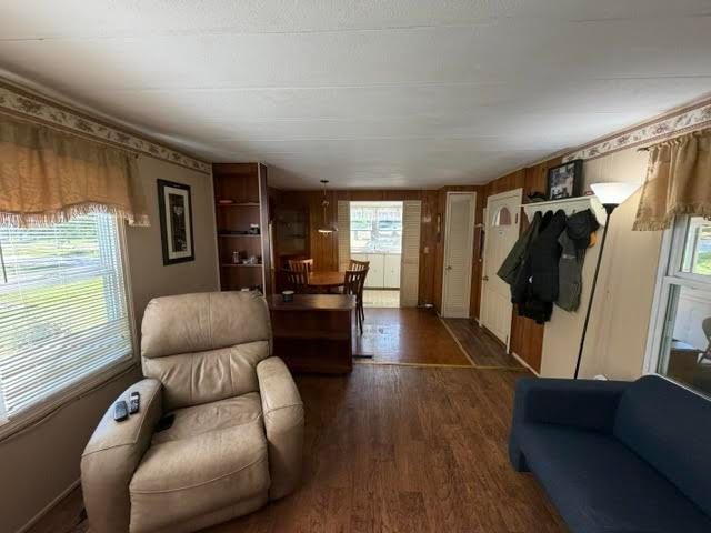 6 Hidden Trail, Nashua, NH 03062