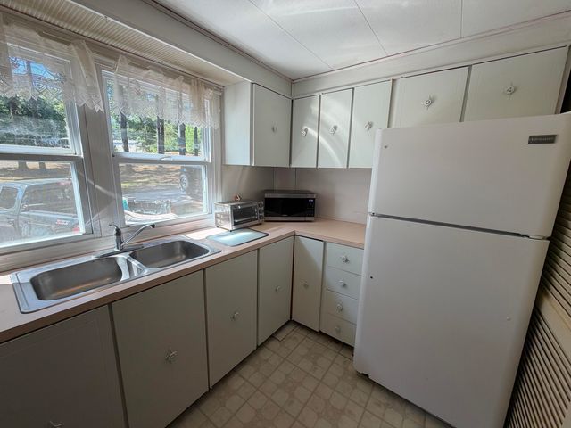 6 Hidden Trail, Nashua, NH 03062