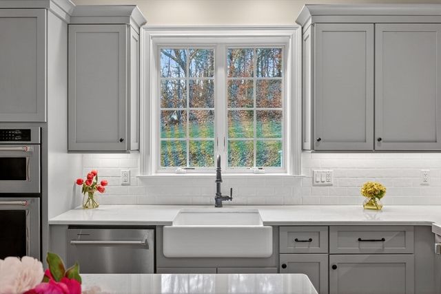 2 Jillson Way, Sandwich, MA 02537