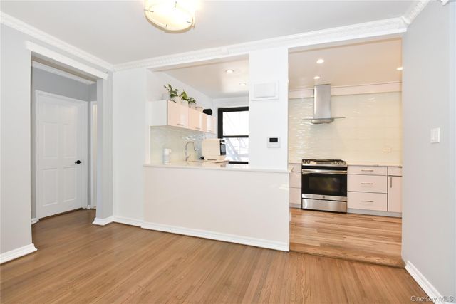 211-06 75th Avenue 2E, Bayside, NY 11364