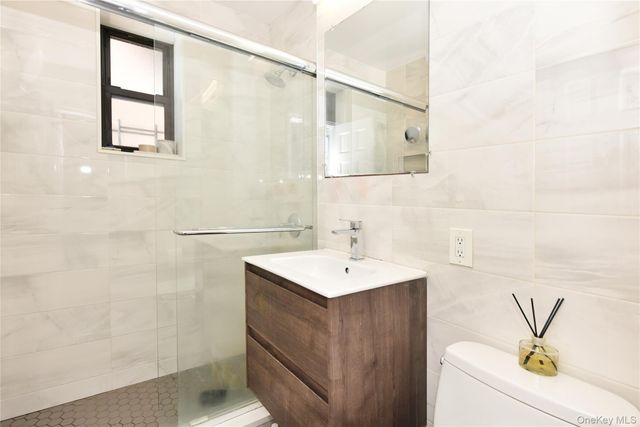 211-06 75th Avenue 2E, Bayside, NY 11364