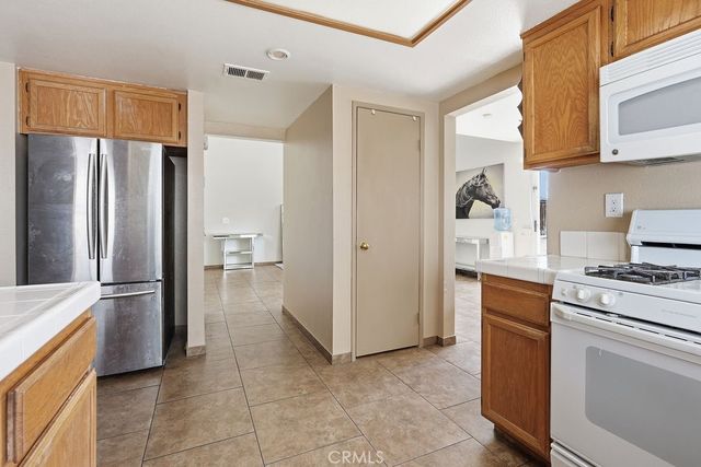 7960 Carlyle Drive, Jurupa Valley, CA 92509