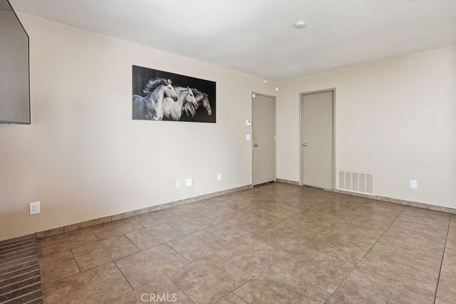 7960 Carlyle Drive, Jurupa Valley, CA 92509