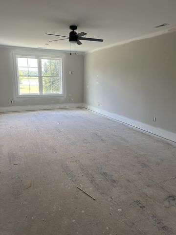 3925 Delzotto Drive, Murfreesboro, TN 37128
