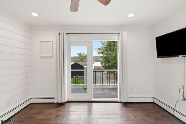 19 Somerville Rd, West Milford Twp., NJ 07421