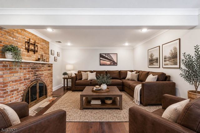19 Somerville Rd, West Milford Twp., NJ 07421