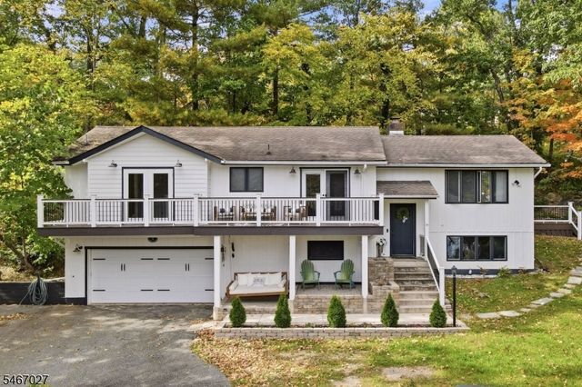 19 Somerville Rd, West Milford Twp., NJ 07421