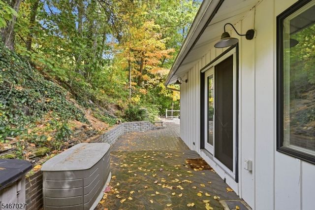 19 Somerville Rd, West Milford Twp., NJ 07421