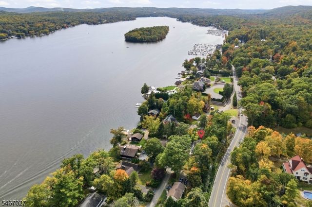 19 Somerville Rd, West Milford Twp., NJ 07421