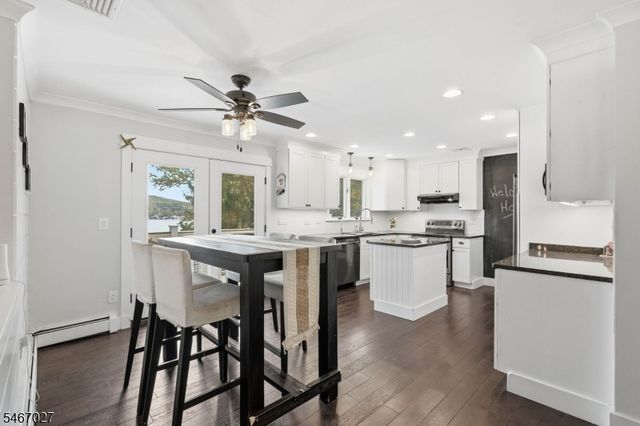 19 Somerville Rd, West Milford Twp., NJ 07421