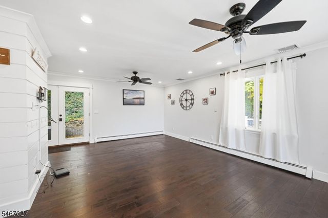 19 Somerville Rd, West Milford Twp., NJ 07421