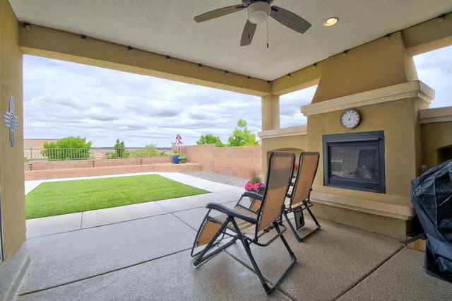 9201 Sugar Creek Lane NW, Albuquerque, NM 87120