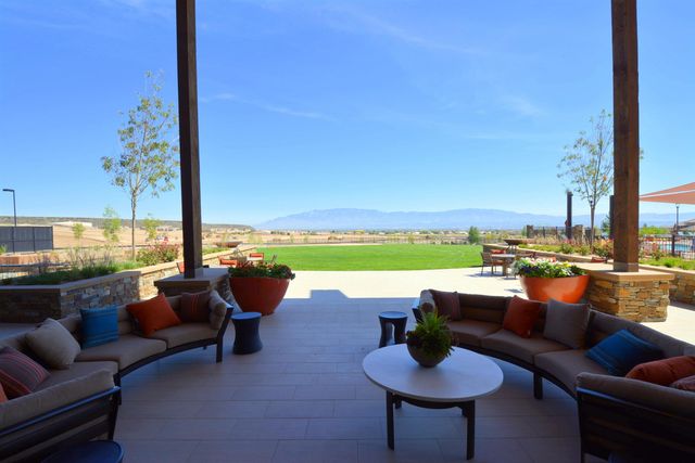 9201 Sugar Creek Lane NW, Albuquerque, NM 87120