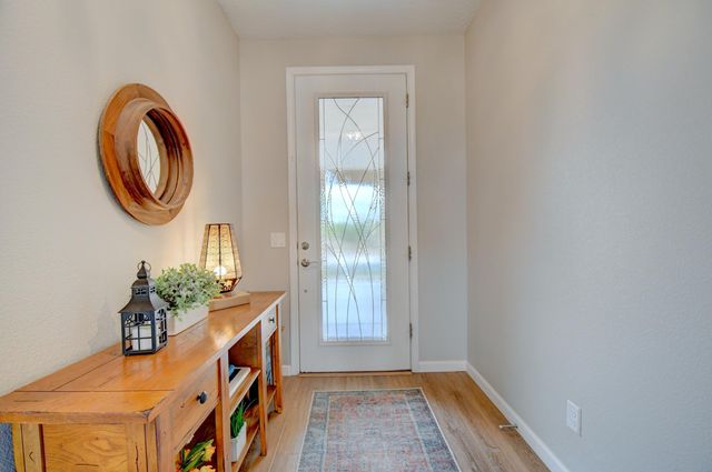 9201 Sugar Creek Lane NW, Albuquerque, NM 87120