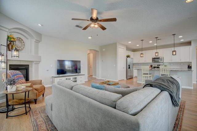 9201 Sugar Creek Lane NW, Albuquerque, NM 87120