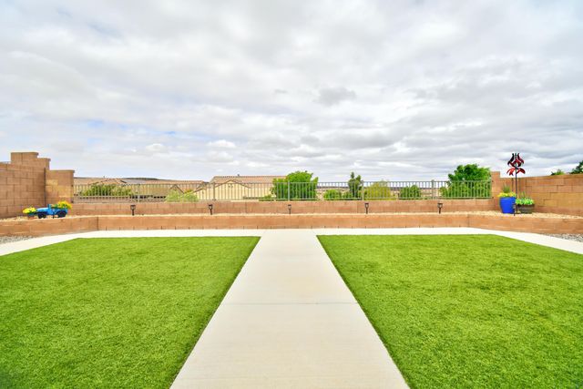 9201 Sugar Creek Lane NW, Albuquerque, NM 87120