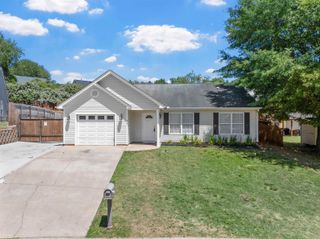 208 Ashley Danielle Drive, Duncan, SC 29334