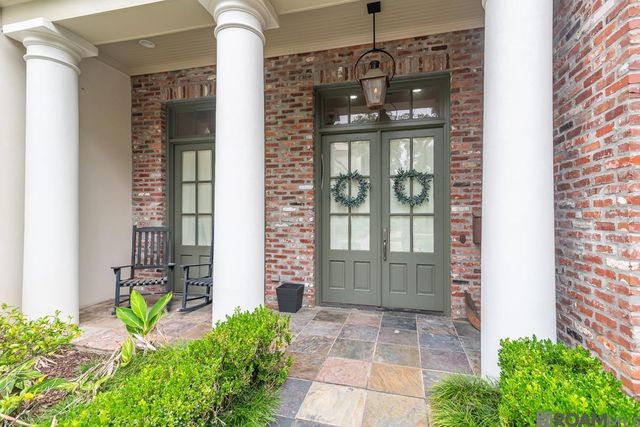 2287 Perkins Ln, Baton Rouge, LA 70808