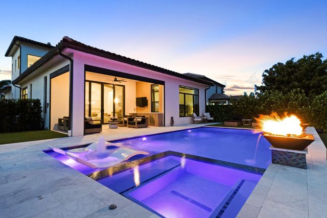 8979 Grand Prix Lane, Boynton Beach, FL 33472