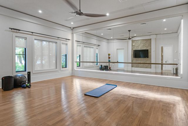8979 Grand Prix Lane, Boynton Beach, FL 33472