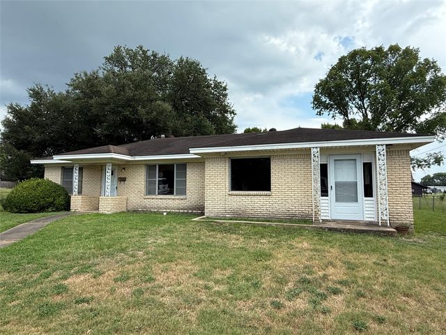 316 Anderson Street, Navasota, TX 77868