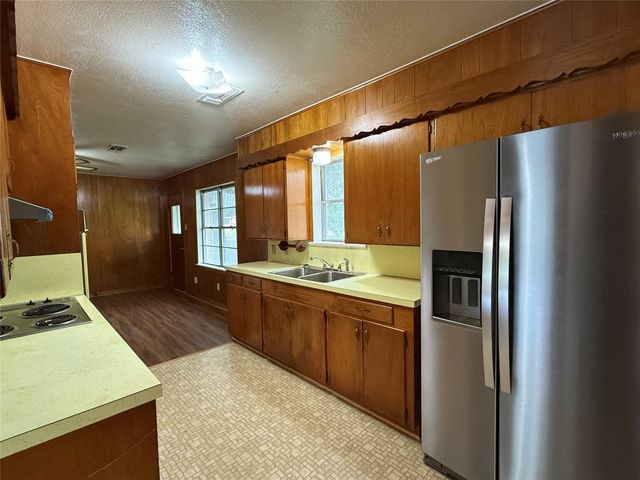 316 Anderson Street, Navasota, TX 77868