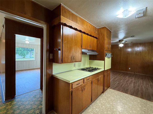 316 Anderson Street, Navasota, TX 77868