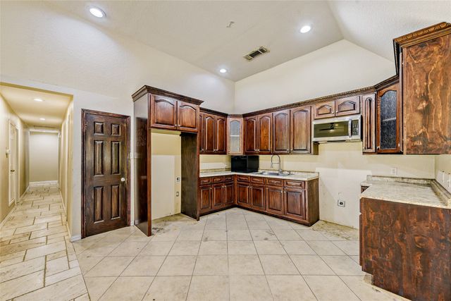 11350 County Road 377, Terrell, TX 75161