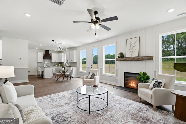 200 Loyd Road, Mansfield, GA 30055