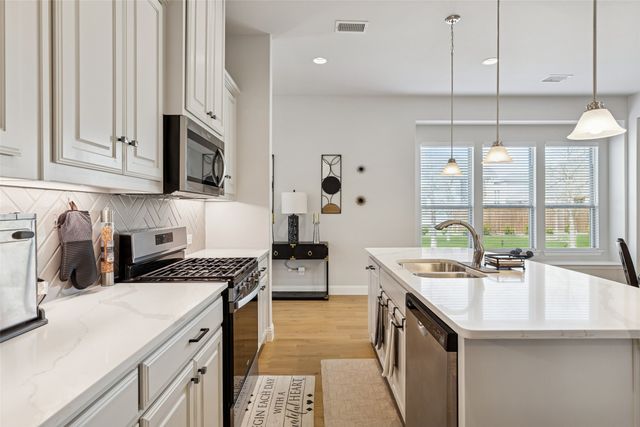 3816 Lochwood Drive, Rowlett, TX 75088