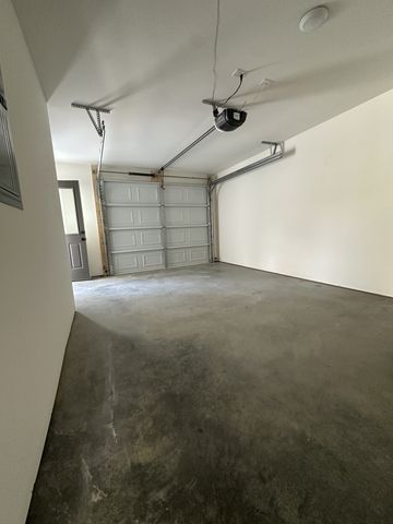 218B Myatt Dr, Madison, TN 37115