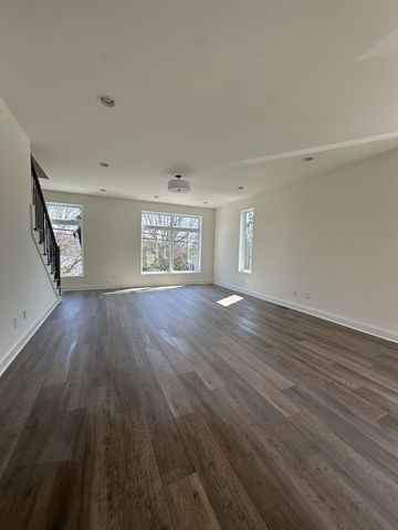 218B Myatt Dr, Madison, TN 37115