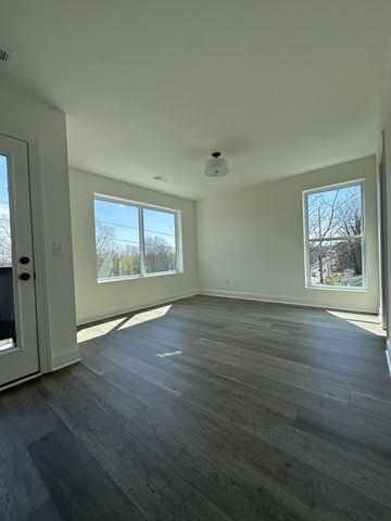 218B Myatt Dr, Madison, TN 37115