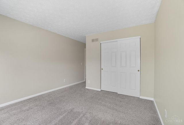 6762 Sandharbor Court, Hamilton Twp, OH 45039