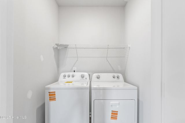 617 S Squires Run Lane, Richlands, NC 28574