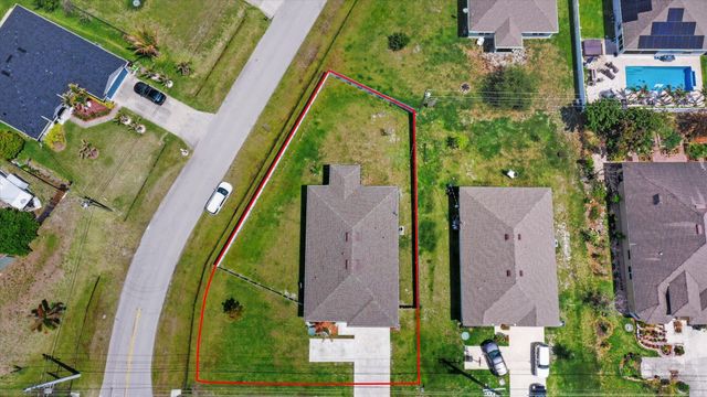 1781 SW Del Rio Boulevard, Port St. Lucie, Port St Lucie, FL 34953
