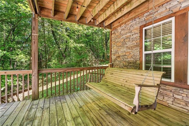 239 Reindeer Lane, Talking Rock, GA 30175