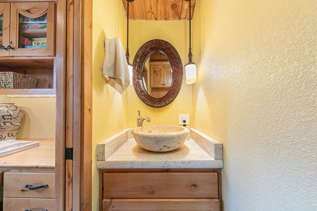 3060 Silver Strike, Truckee, CA 96161