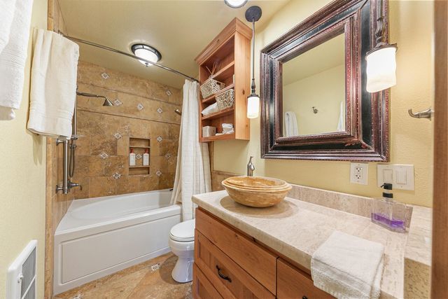 3060 Silver Strike, Truckee, CA 96161