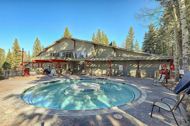 3060 Silver Strike, Truckee, CA 96161