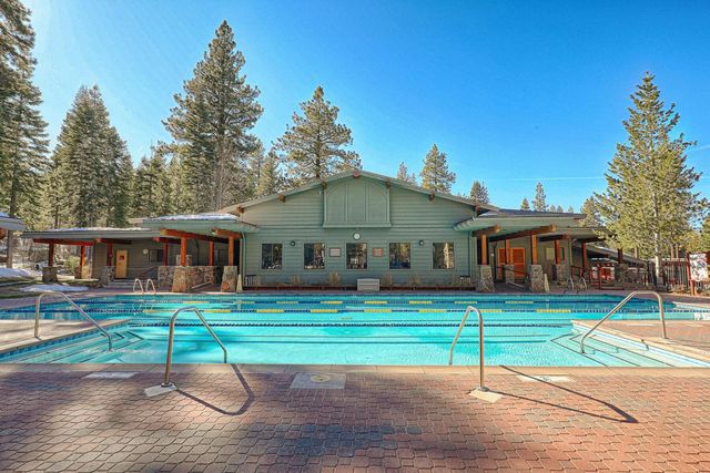 3060 Silver Strike, Truckee, CA 96161