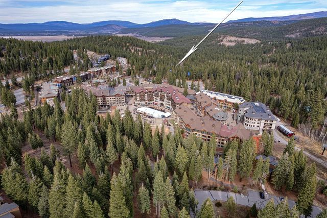 3060 Silver Strike, Truckee, CA 96161