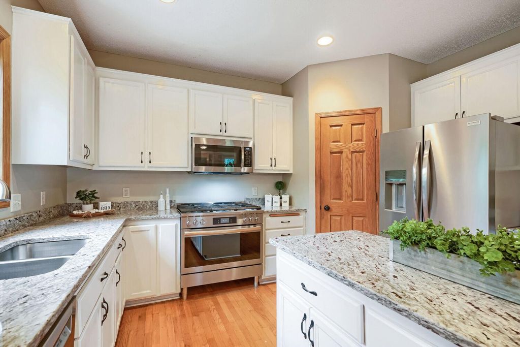 924 36th Street W, Hastings, MN 55033 — photo 5