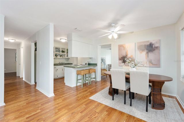 1015 W MONTROSE STREET, Clermont, FL 34711