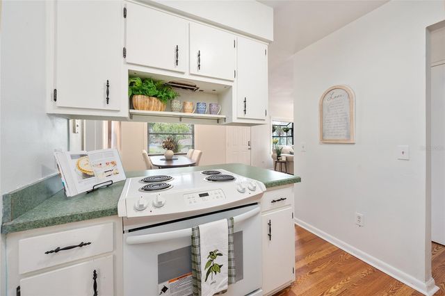 1015 W MONTROSE STREET, Clermont, FL 34711